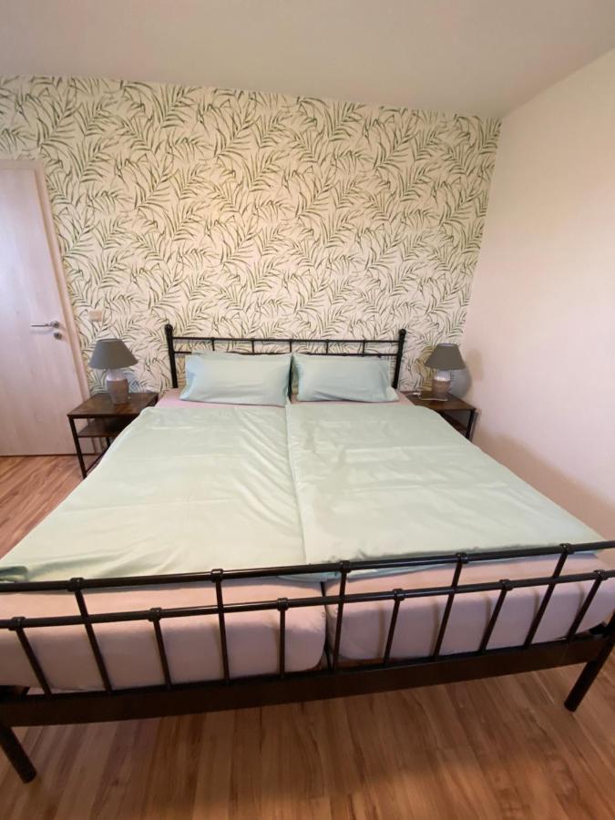 Familienfreundliche Ferienwohnung Anna Rollshausen Exteriér fotografie